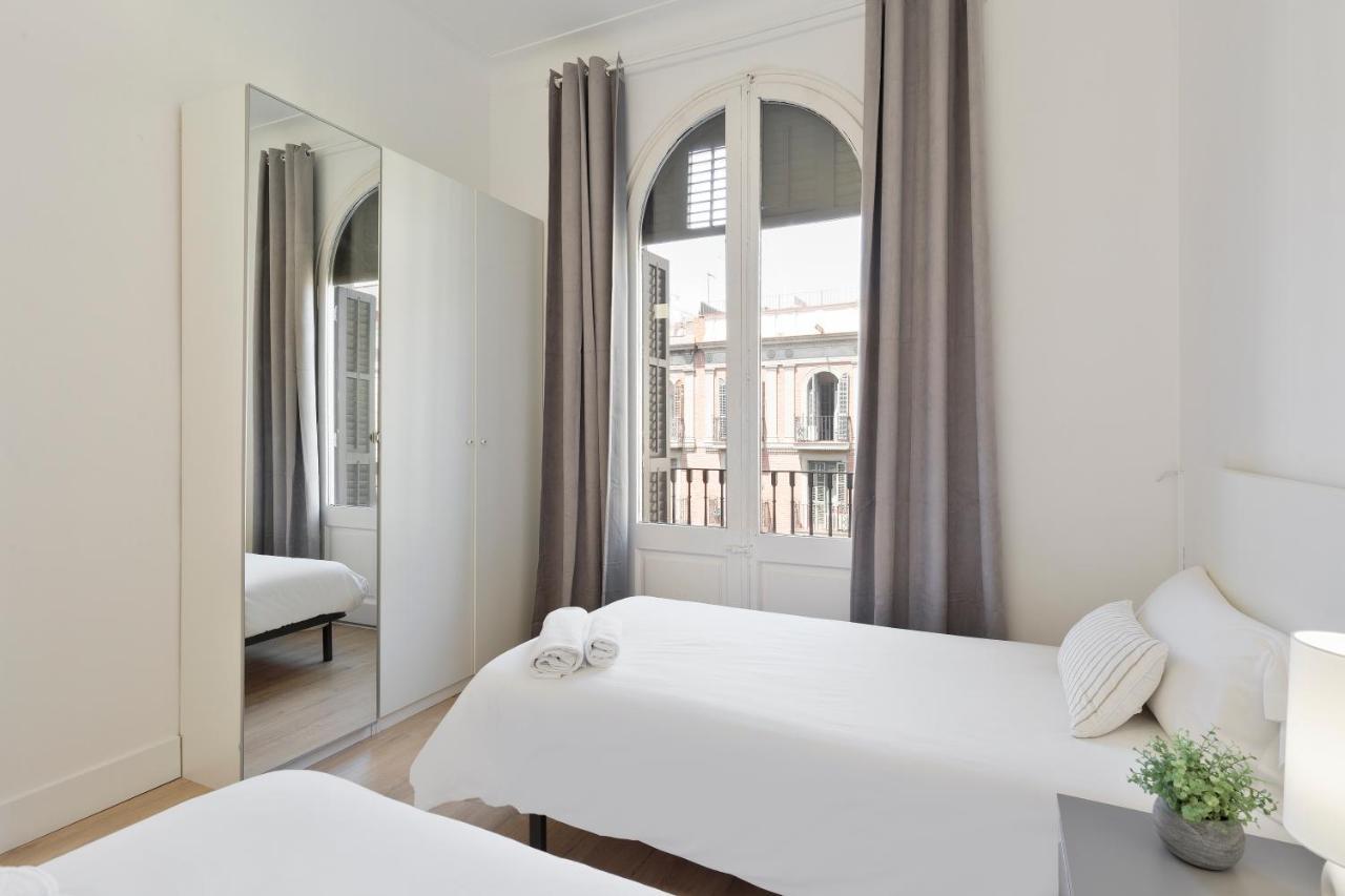 Suites4Days Gaudi Eixample Barcelona Eksteriør billede