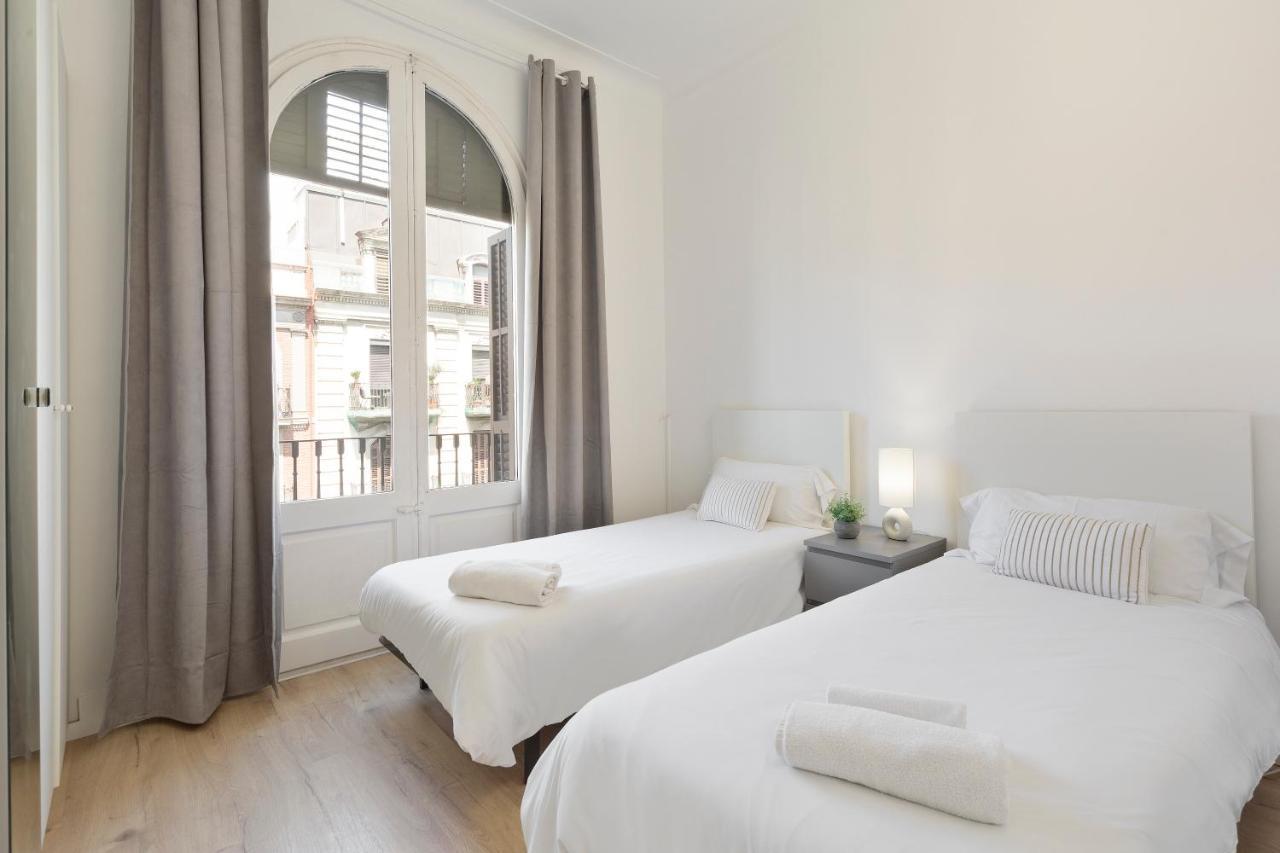 Suites4Days Gaudi Eixample Barcelona Eksteriør billede